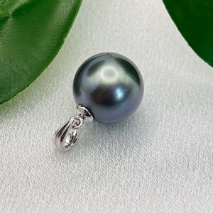 14k Grey Tahitian Pearl Pendant